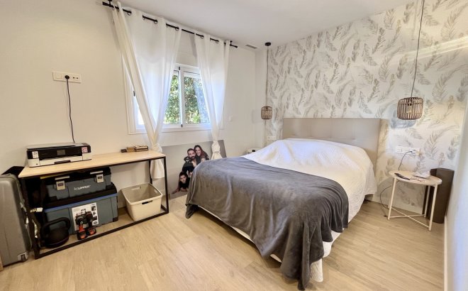 Herverkoop - Appartement -
La Mata - Costa Blanca