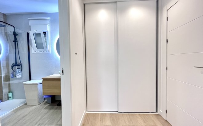 Herverkoop - Appartement -
La Mata - Costa Blanca