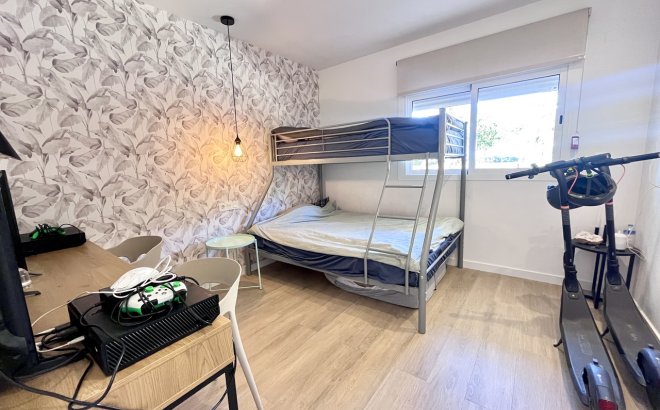 Herverkoop - Appartement -
La Mata - Costa Blanca