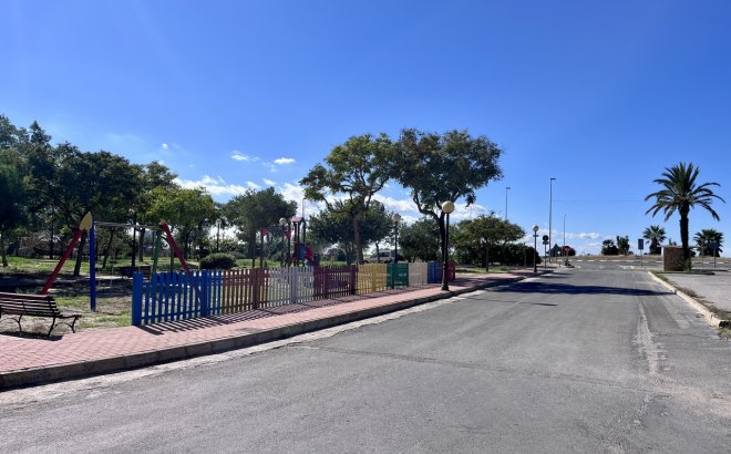 Herverkoop - Appartement -
La Mata - Costa Blanca