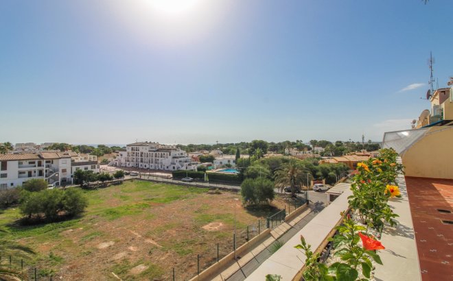 Resale - Penthouse -
Punta Prima - Costa Blanca