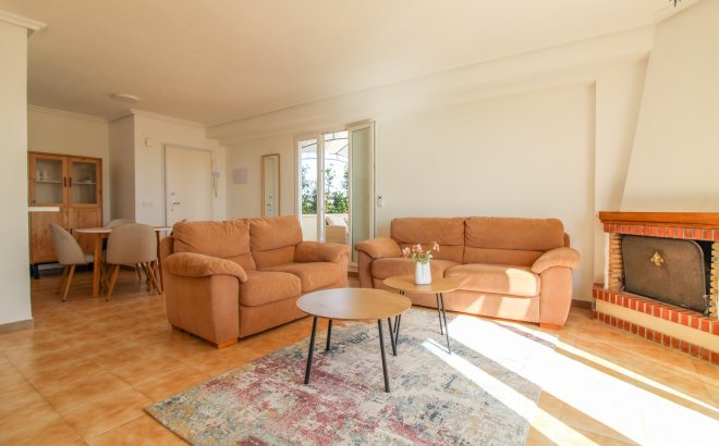 Resale - Penthouse -
Punta Prima - Costa Blanca