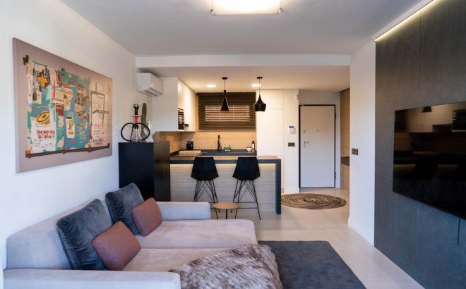 Resale - Apartment -
Torrevieja - Costa Blanca