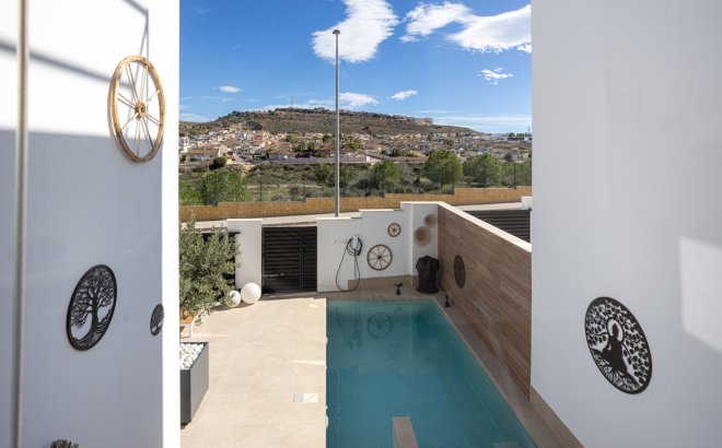 Herverkoop - Town House -
Benijofar - Costa Blanca