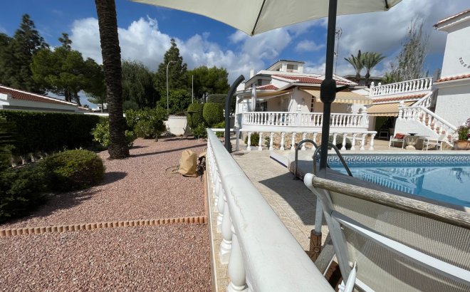 Herverkoop - Villa -
Ciudad Quesada - Costa Blanca