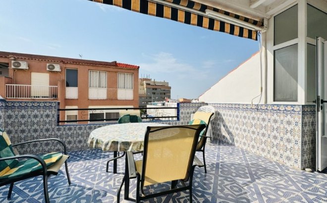 Revente - Appartement -
La Mata - Costa Blanca