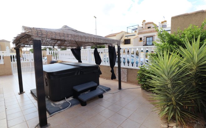 Resale - Town House -
Orihuela Costa - Costa Blanca