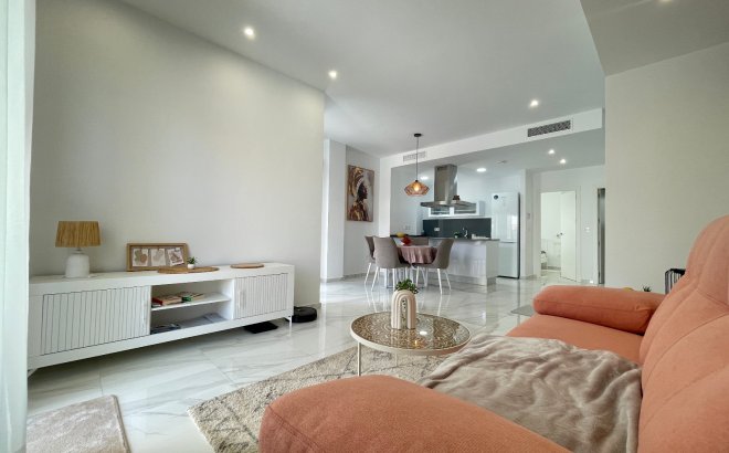 Resale - Villa -
Benijofar - Costa Blanca