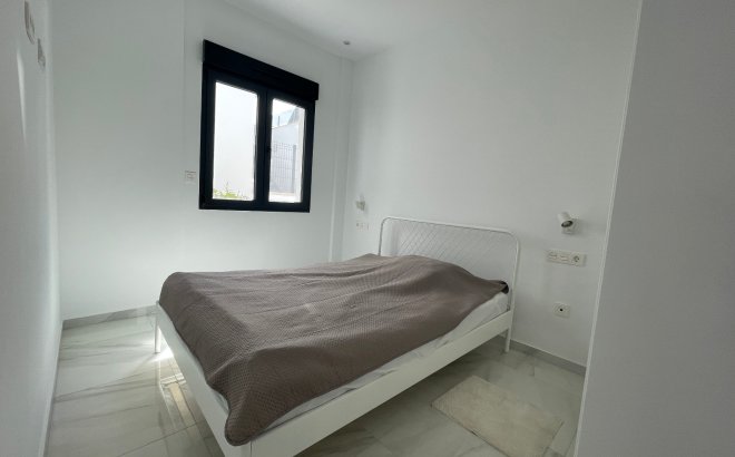 Resale - Villa -
Benijofar - Costa Blanca