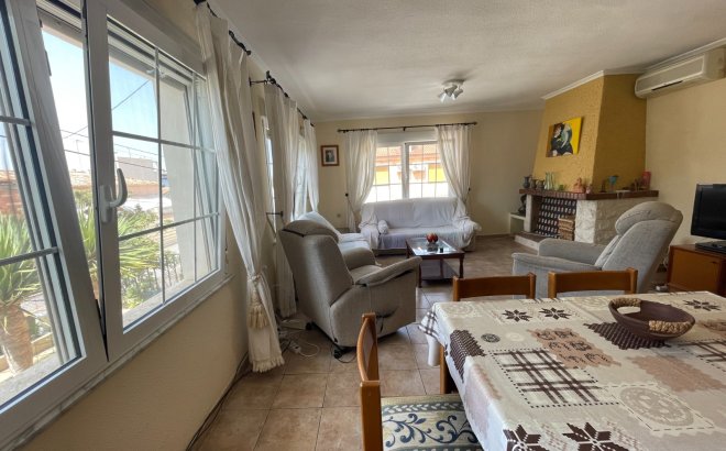 Resale - Villa -
Benijofar - Costa Blanca