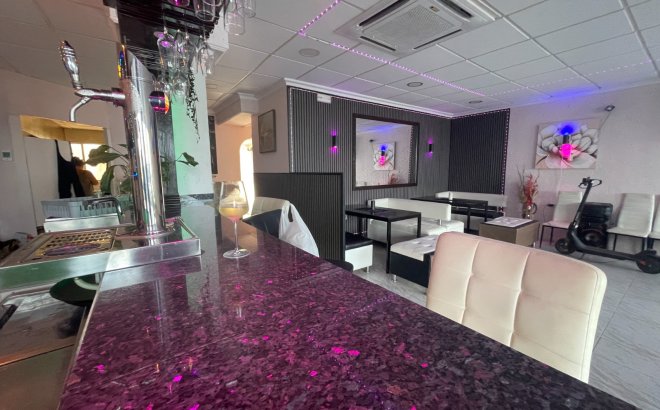 Herverkoop - Commercial -
Torrevieja - Costa Blanca