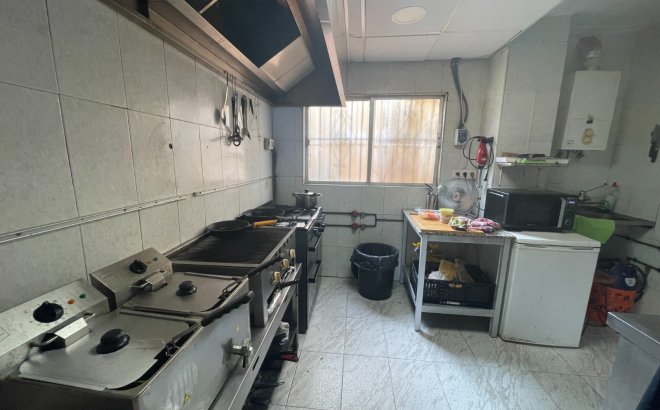 Herverkoop - Commercial -
Torrevieja - Costa Blanca