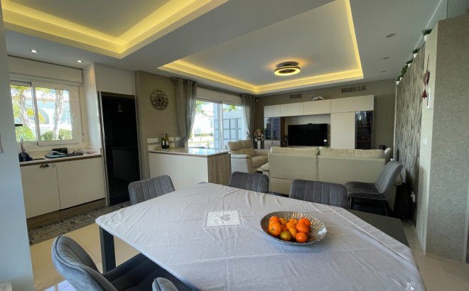 Resale - Apartment -
Rojales - Inland