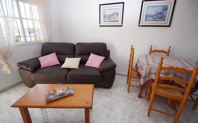 Resale - Bungalow -
Orihuela Costa - Costa Blanca