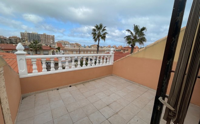 Resale - Bungalow -
La Mata - Costa Blanca