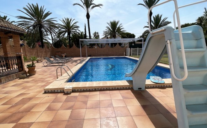 Resale - Villa -
Orihuela Costa - Costa Blanca