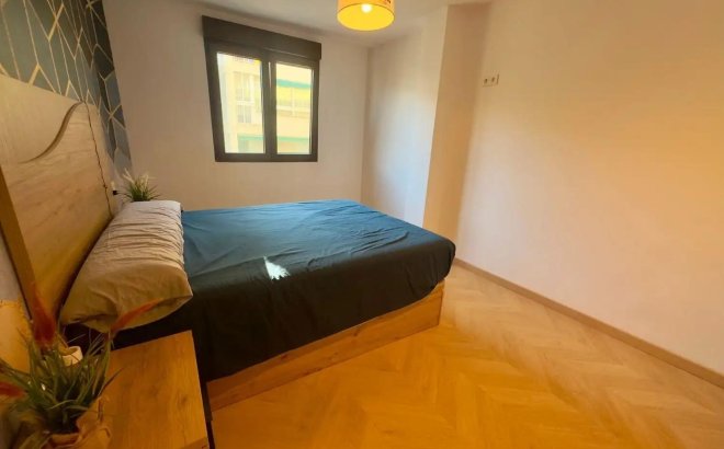 Herverkoop - Penthouse -
Torrevieja - Acequion