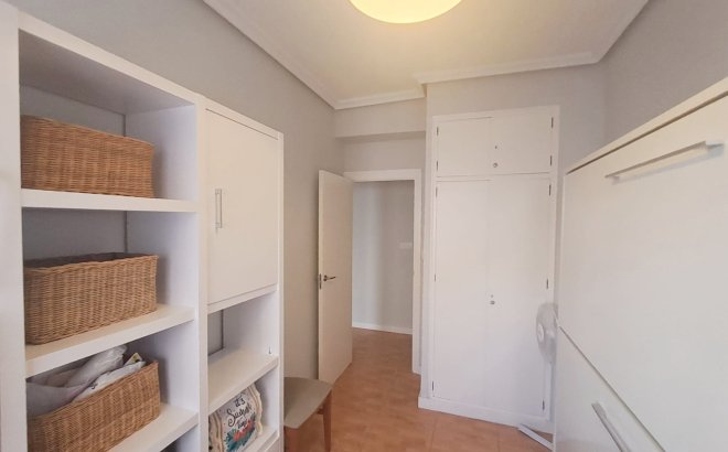 Resale - Apartment -
Torrevieja - Costa Blanca