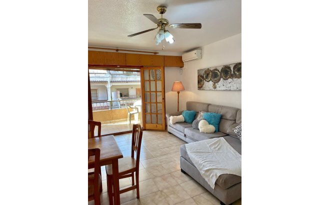 Revente - Appartement -
Torrevieja - Playa de los Locos