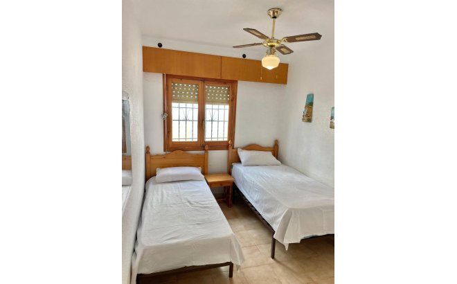 Revente - Appartement -
Torrevieja - Playa de los Locos