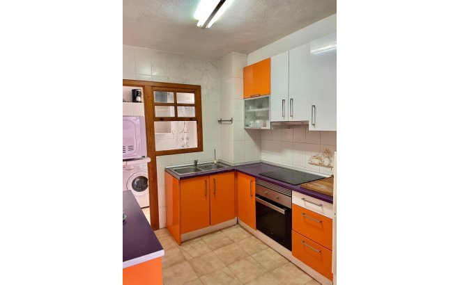 Revente - Appartement -
Torrevieja - Playa de los Locos