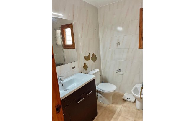 Revente - Appartement -
Torrevieja - Playa de los Locos
