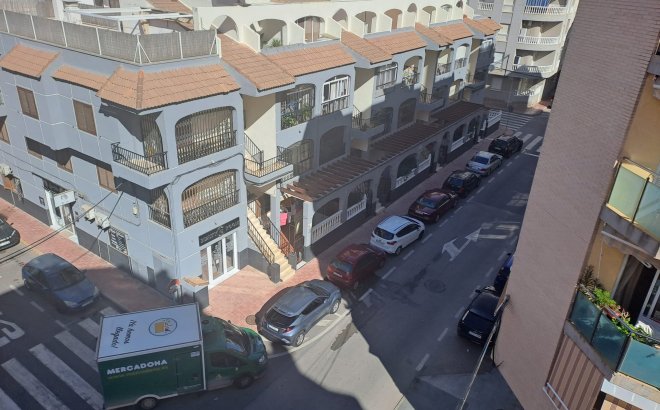 Resale - Apartment -
Torrevieja - Costa Blanca