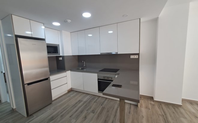 Resale - Apartment -
Torrevieja - Costa Blanca