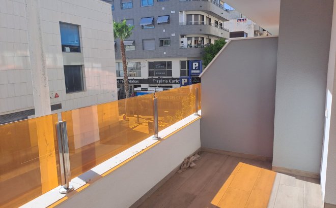 Resale - Apartment -
Torrevieja - Costa Blanca