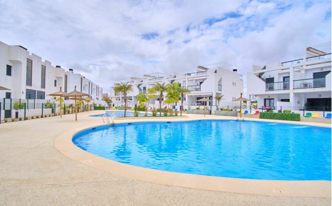 Resale - Apartment -
Mil Palmeras - Costa Blanca