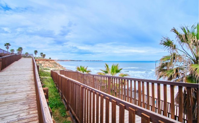 Resale - Apartment -
Mil Palmeras - Costa Blanca