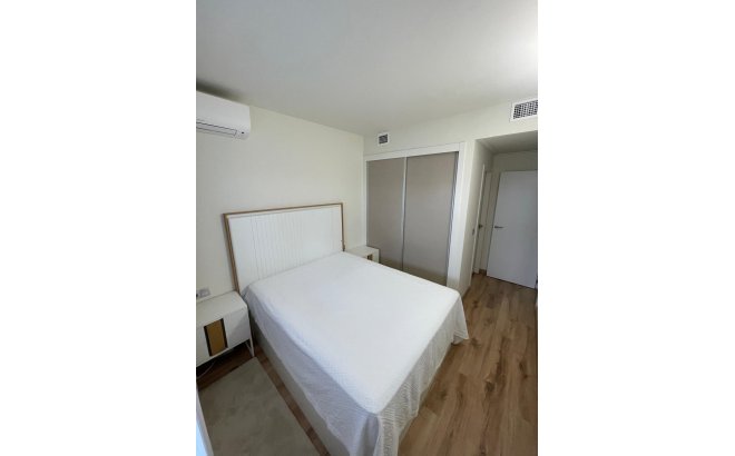 Resale - Bungalow -
Torrevieja - Costa Blanca