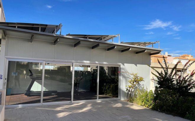 Resale - Bungalow -
Torrevieja - Costa Blanca