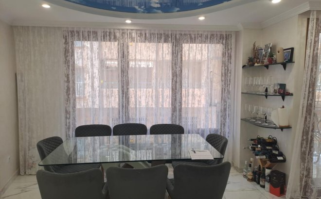 Resale - Apartment -
Torrevieja - Costa Blanca