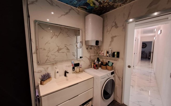 Resale - Apartment -
Torrevieja - Costa Blanca