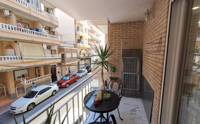 Resale - Apartment -
Torrevieja - Costa Blanca