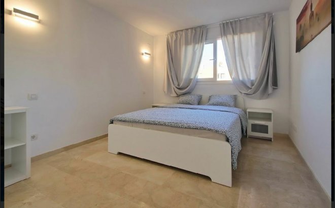Revente - Appartement -
Torrevieja - Costa Blanca