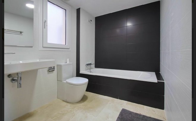 Revente - Appartement -
Torrevieja - Costa Blanca