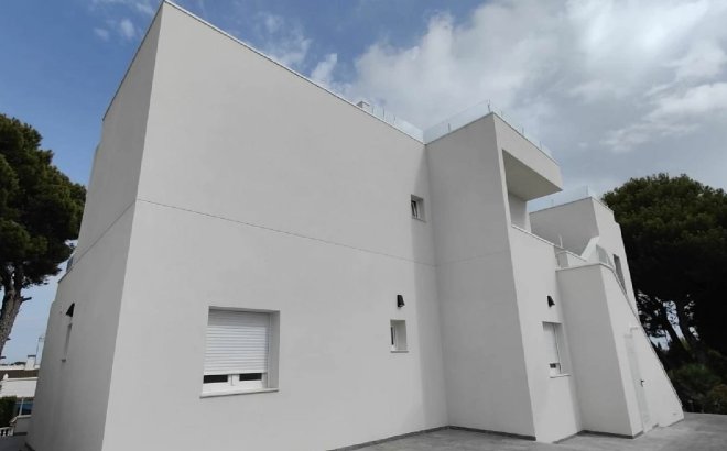 Resale - Town House -
Torrevieja - Costa Blanca