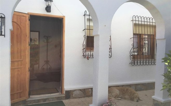 Revente - Town House -
Torrevieja - Costa Blanca