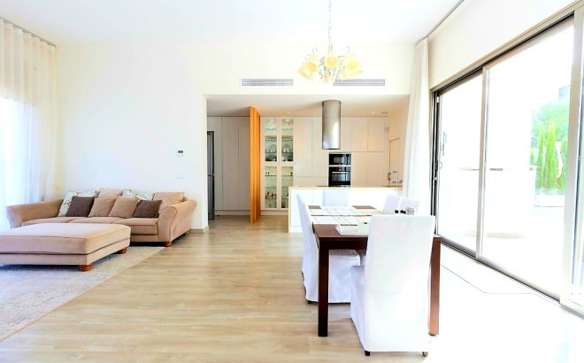 Herverkoop - Town House -
Benijofar - Costa Blanca