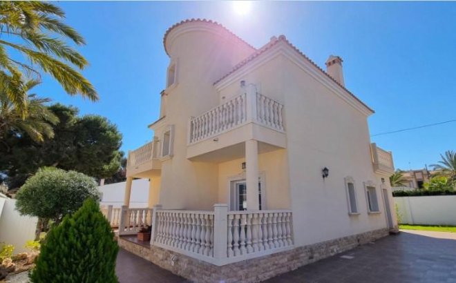 Resale - Town House -
Cabo Roig - Costa Blanca