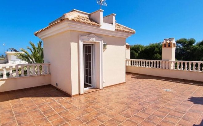 Resale - Town House -
Cabo Roig - Costa Blanca