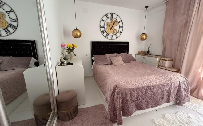 Herverkoop - Appartement -
Torrevieja - Costa Blanca