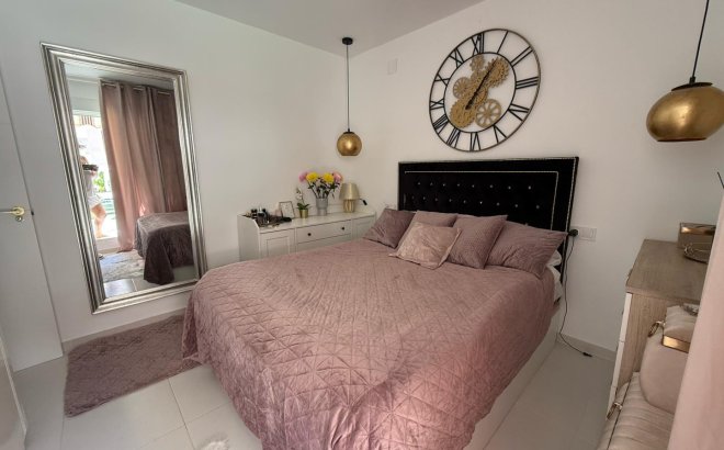 Herverkoop - Appartement -
Torrevieja - Costa Blanca