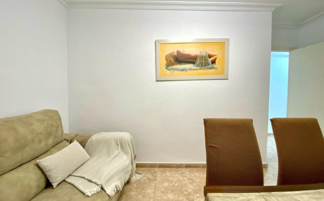 Herverkoop - Appartement -
Torrevieja - Costa Blanca