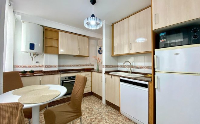 Herverkoop - Appartement -
Torrevieja - Costa Blanca