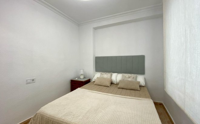 Herverkoop - Appartement -
Torrevieja - Costa Blanca