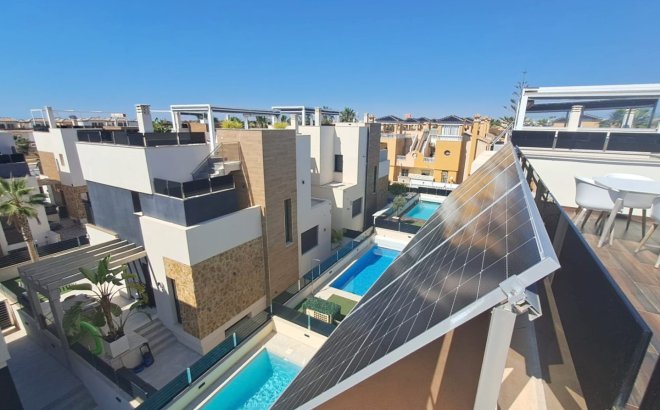 Resale - Town House -
Orihuela Costa - Costa Blanca