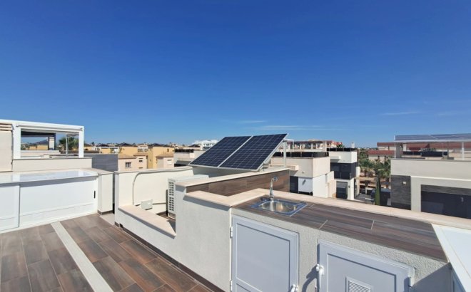 Resale - Town House -
Orihuela Costa - Costa Blanca